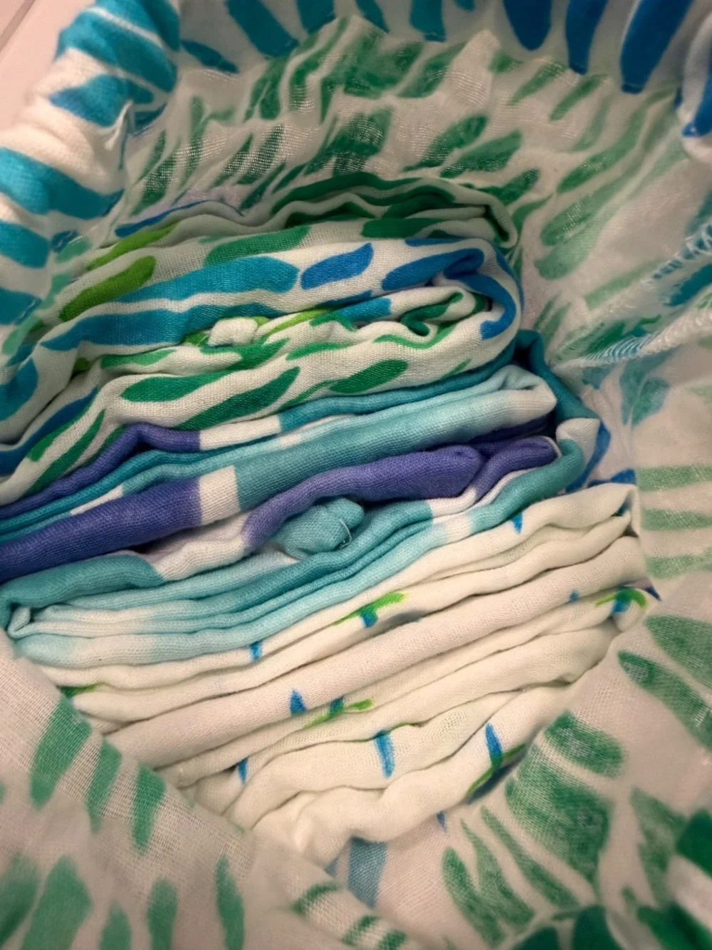 Brand new never opened Lovevery swaddle bundle